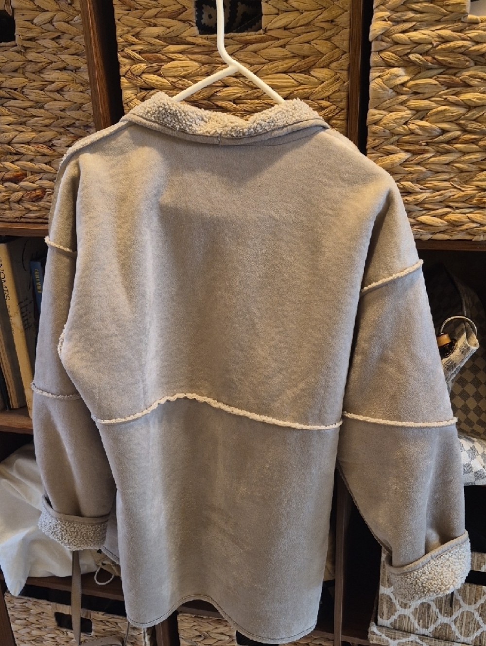 Banana Republic  Light Coco Faux-Shearling Barn Jacket Reversible - Picture 3 of 6